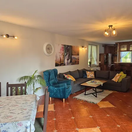 Dom Majka Z 5 Sypialniami *